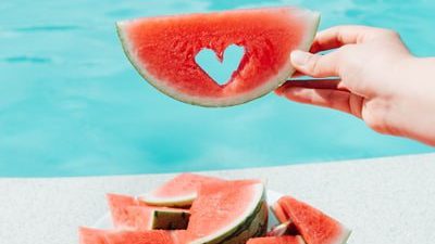 Photo 1593558628703 535b2556320b