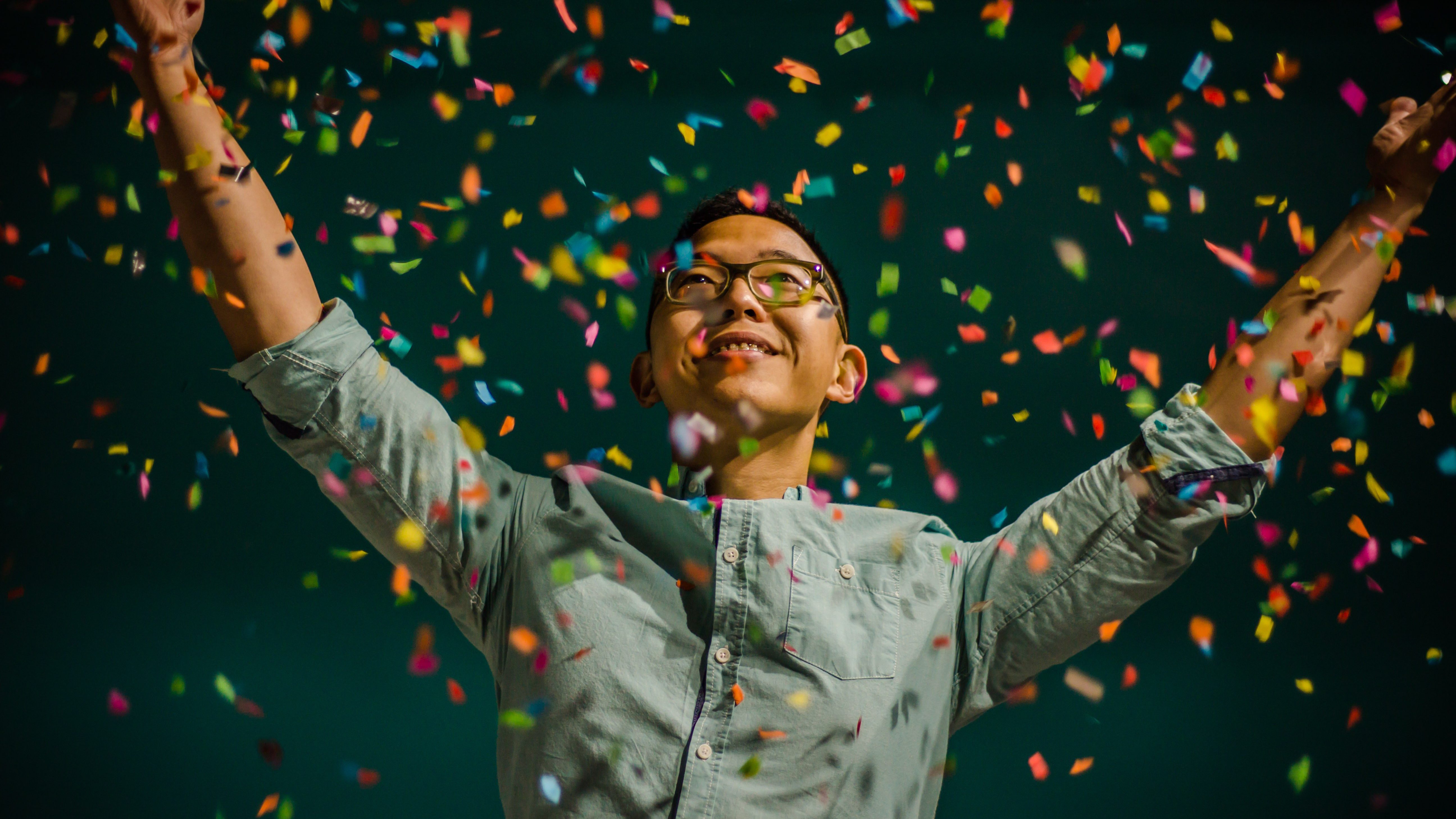 Confettis E9Anynkn4Sc