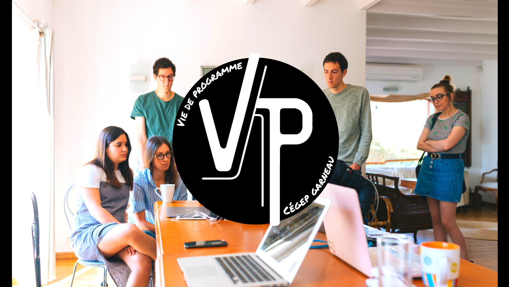 Vd P Recrutement Flash Logo