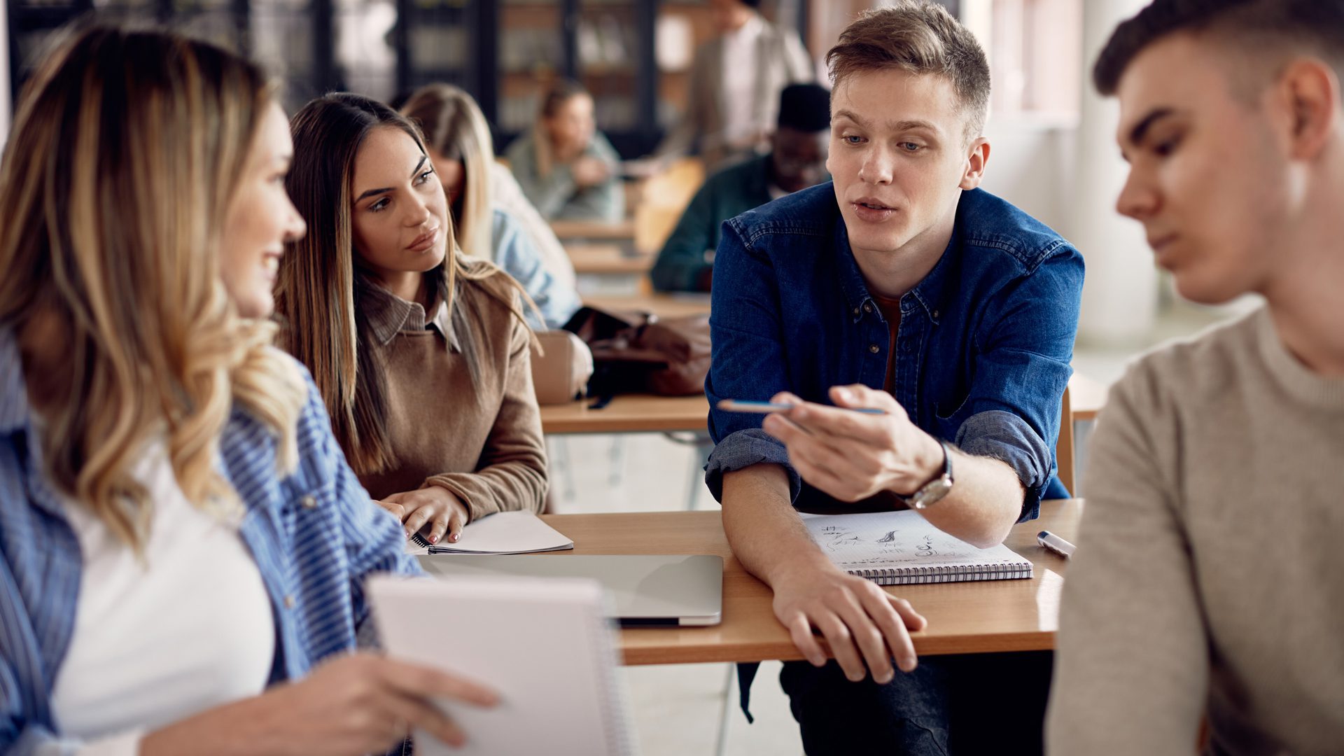 Shutterstock 1937746009 2