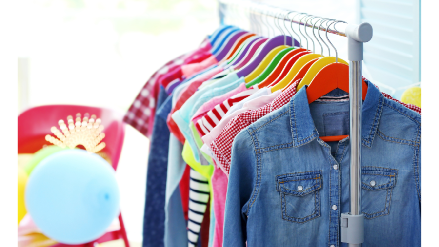 Friperie gratuite t familiale pour les parents aux etudes