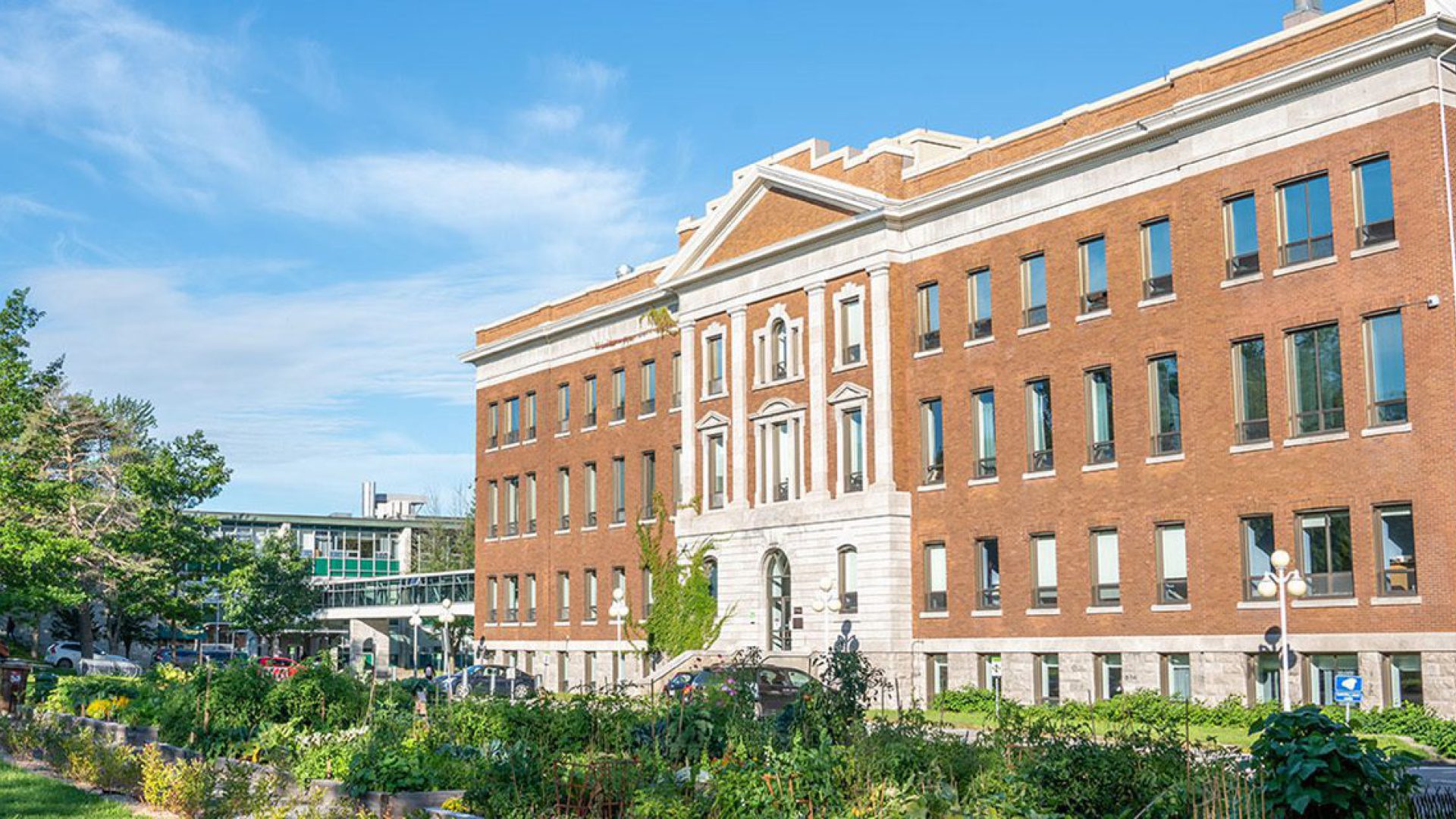 Notre Cegep Institution Campus Caroussel