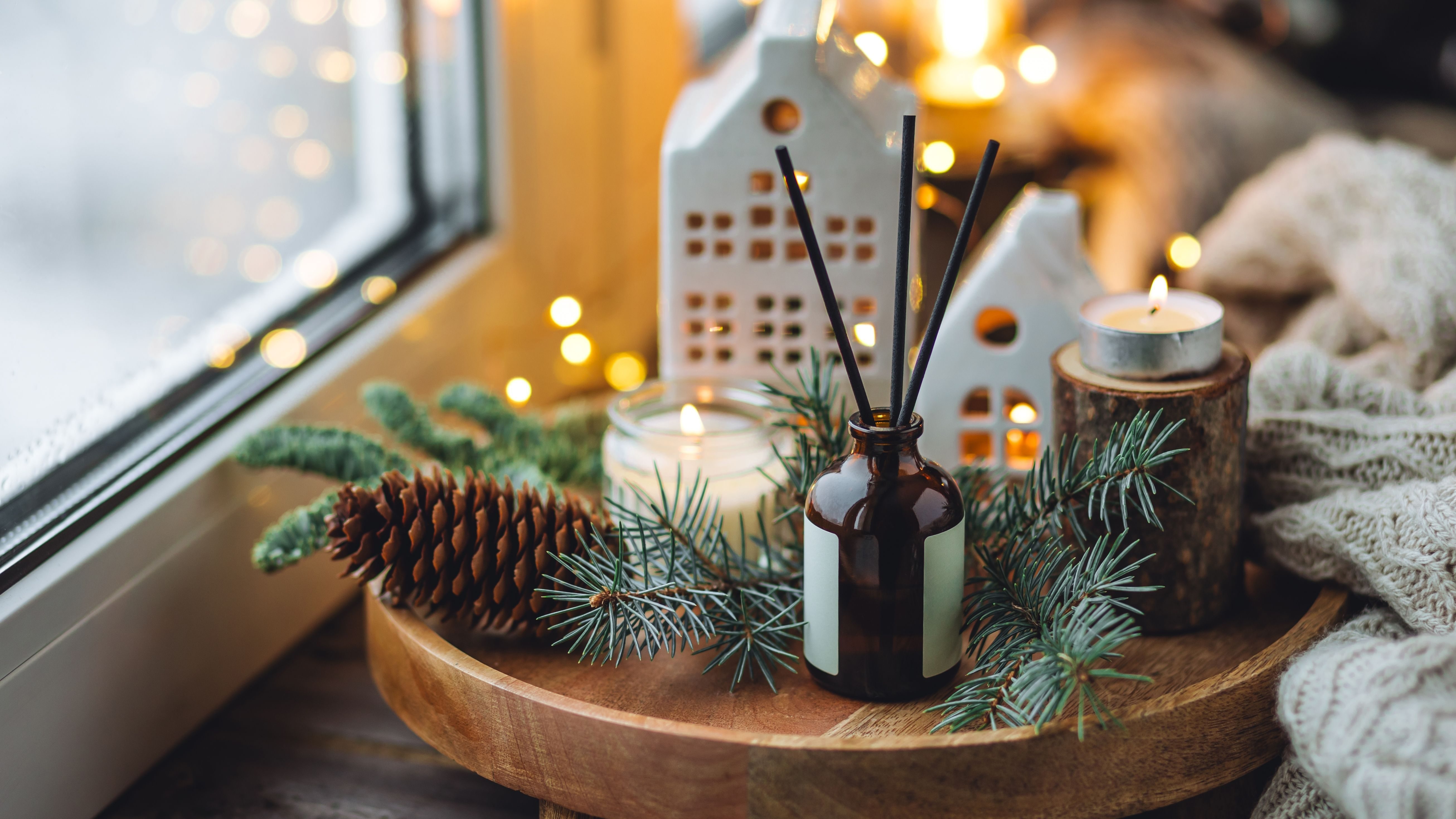 Shutterstock 2473445127