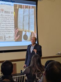 PXL 20251119 004342214