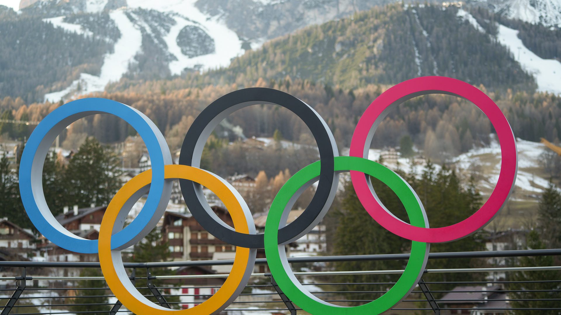 Shutterstock 2714922917 2